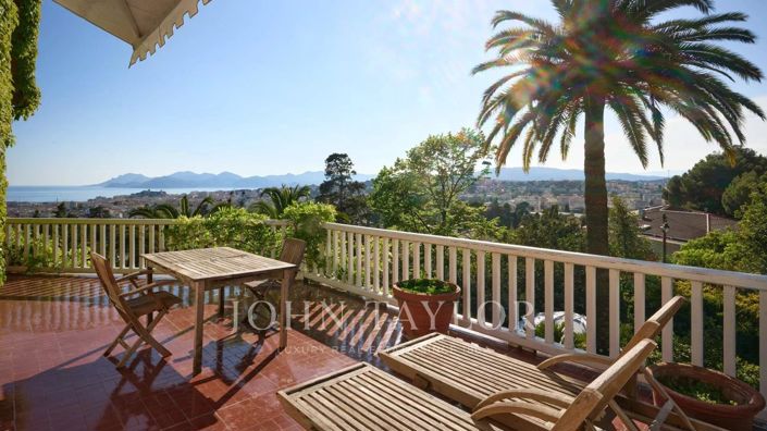 Image No.3-Maison de 8 chambres à vendre à Cannes