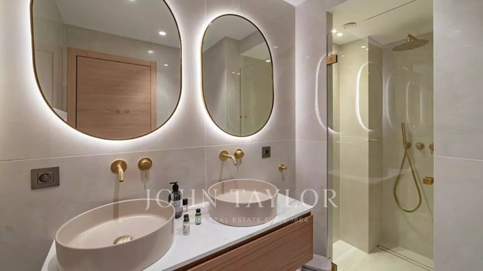 Image No.9-3 Bed Apartment for sale