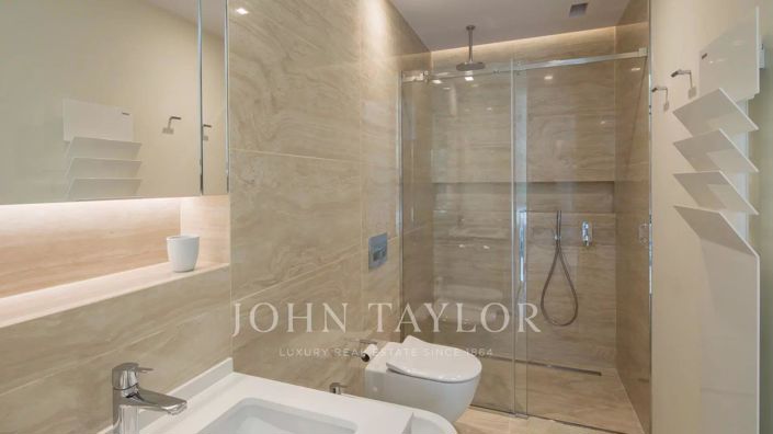 Image No.19-Maison de 6 chambres à vendre à Cannes