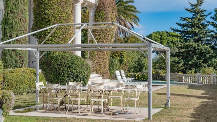 Image No.19-5 Bed Apartment for sale