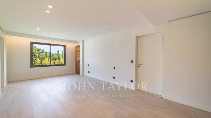 Image No.10-Maison de 6 chambres à vendre à Cannes