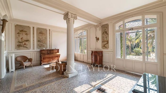 Image No.20-4 Bed Apartment for sale