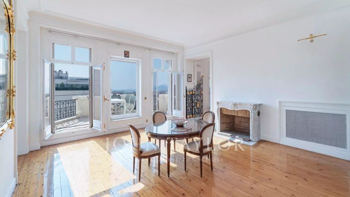 Image No.4-4 Bed Apartment for sale