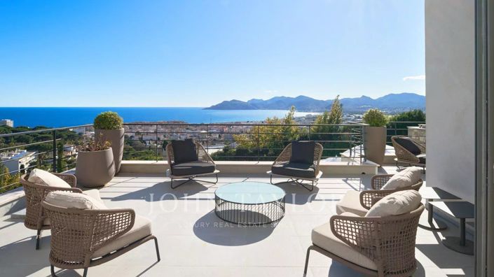 Image No.3-Maison de 5 chambres à vendre à Cannes-la-Bocca