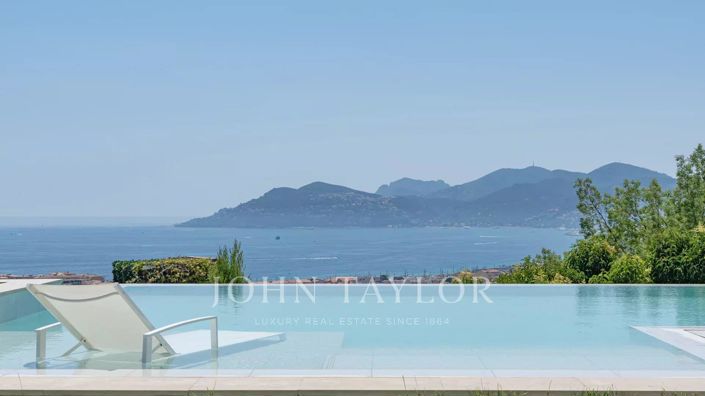 Image No.5-Maison de 5 chambres à vendre à Cannes-la-Bocca