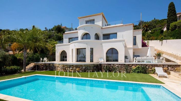 Image No.2-Maison de 5 chambres à vendre à Golfe Juan