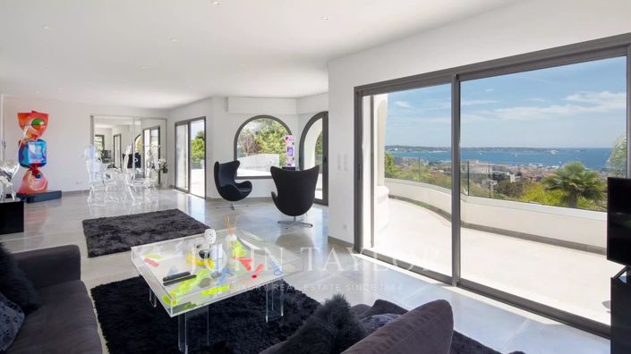 Image No.5-Maison de 5 chambres à vendre à Golfe Juan