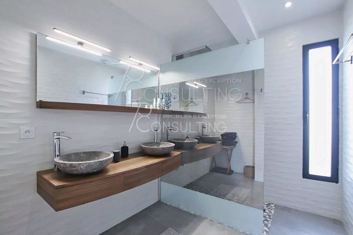 Image No.13-House for sale