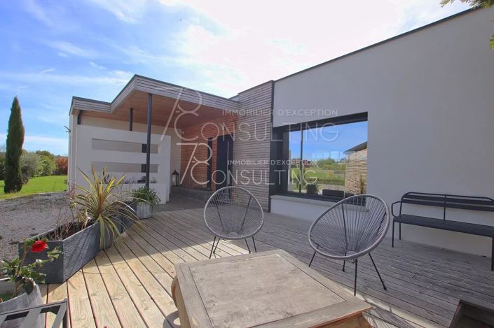 Image No.5-House for sale