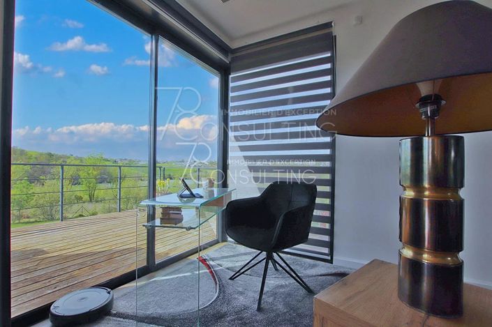 Image No.9-House for sale