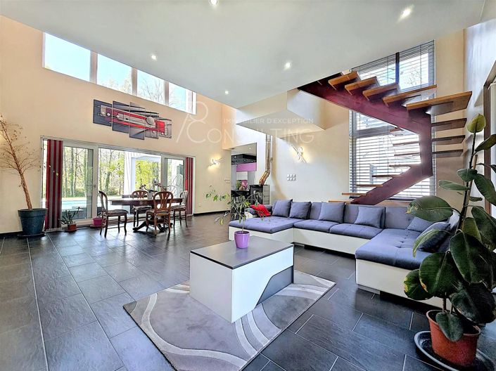 Image No.4-House for sale