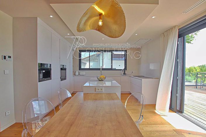 Image No.11-House for sale