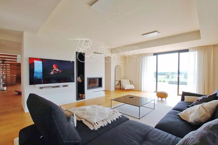 Image No.7-House for sale