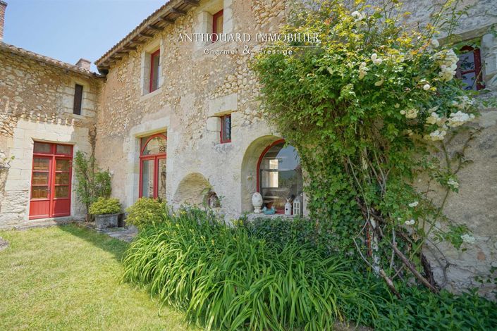 Image No.17-10 Bed House for sale