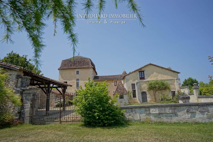 Image No.2-10 Bed House for sale