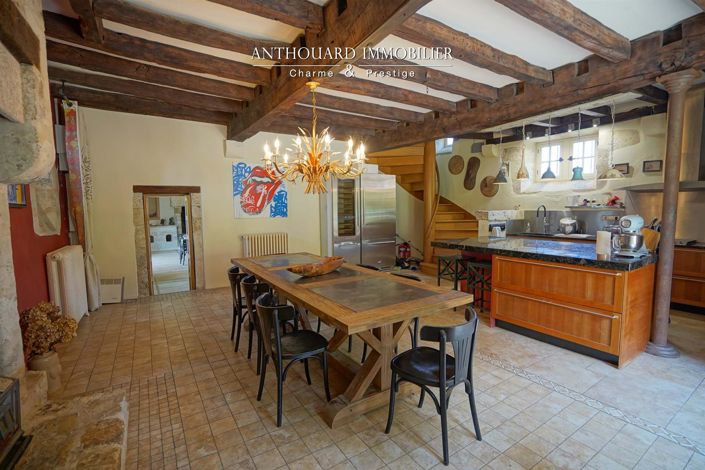 Image No.34-10 Bed House for sale