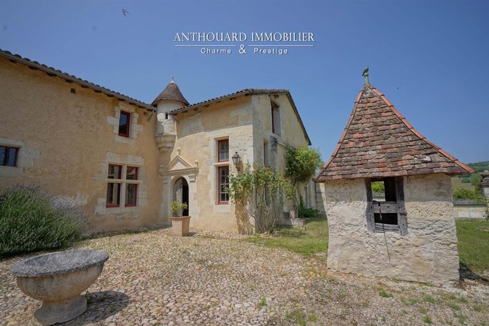 Image No.4-10 Bed House for sale