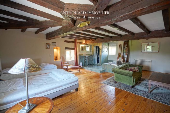 Image No.49-10 Bed House for sale