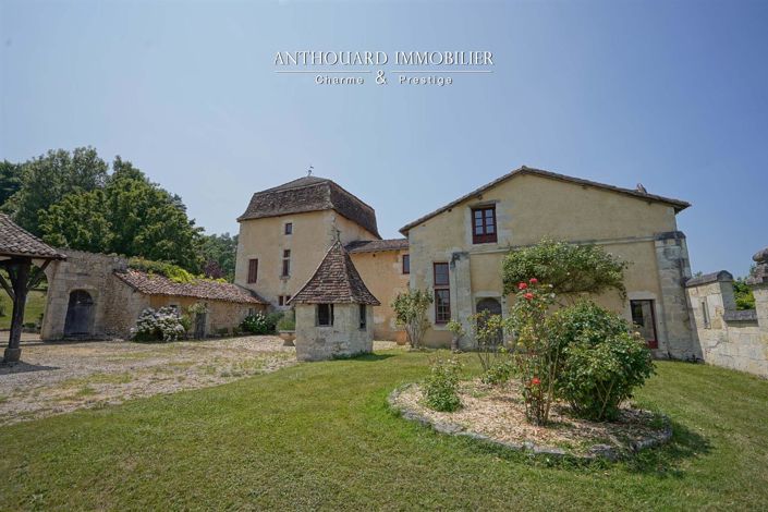 Image No.7-10 Bed House for sale