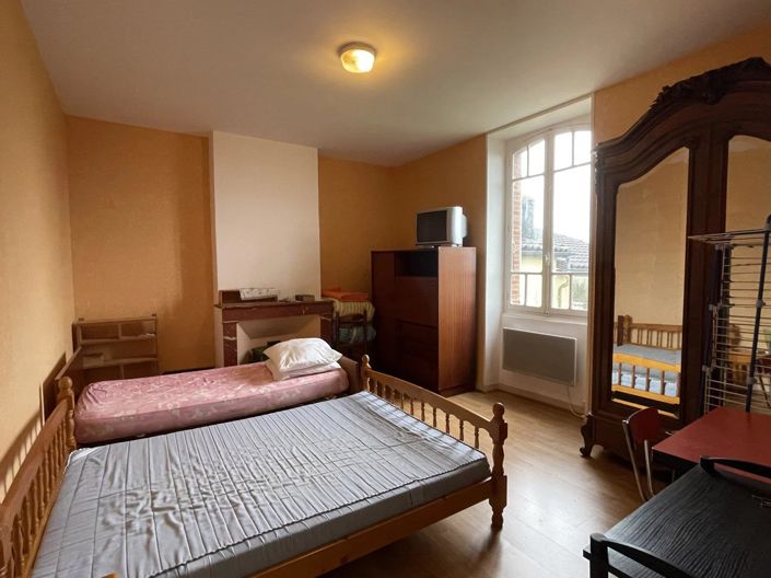 Image No.11-5 Bed House for sale