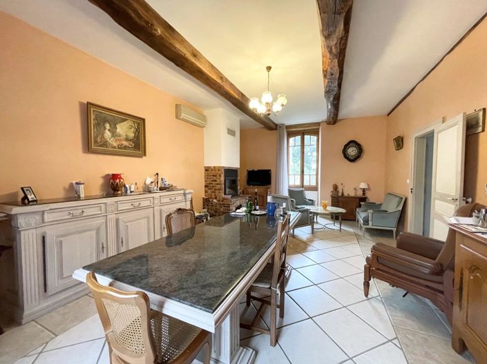 Image No.6-5 Bed House for sale