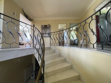 ajqxinlr9jkp79786