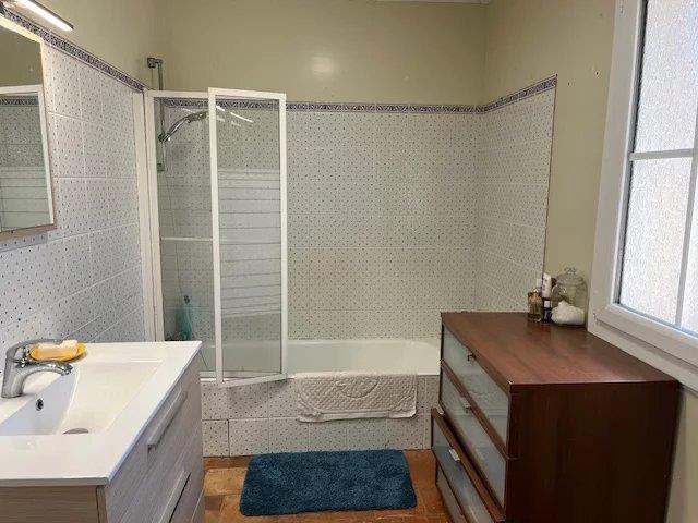 Image No.27-House for sale