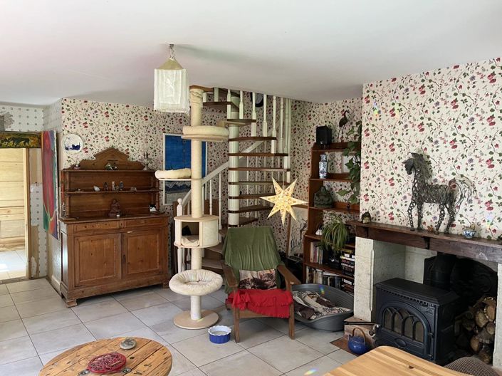 Image No.8-House for sale