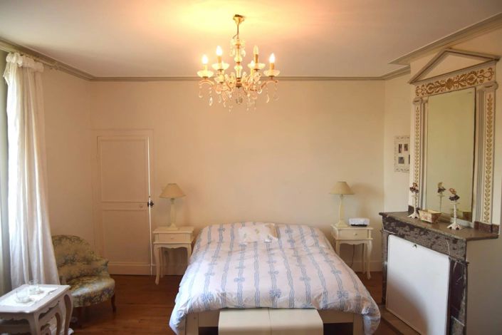 Image No.13-7 Bed House for sale