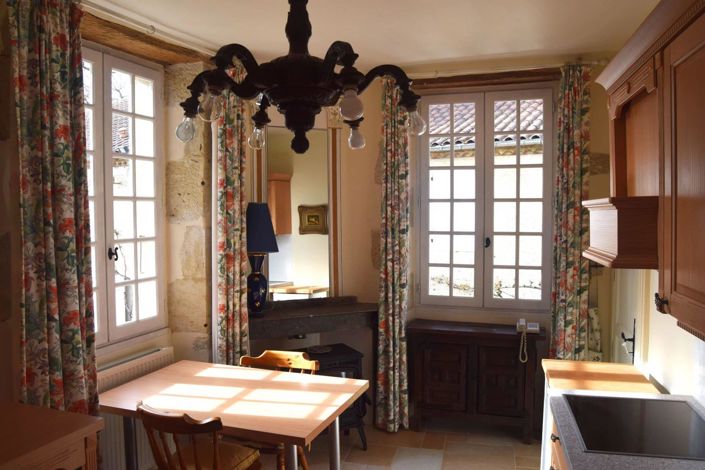 Image No.9-7 Bed House for sale