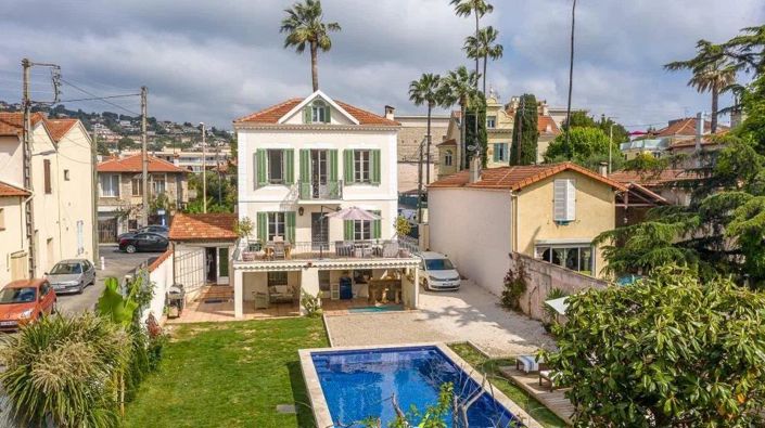 Image No.1-5 Bed House for sale