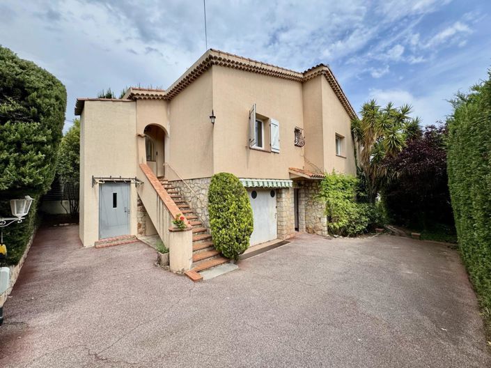 Image No.1-4 Bed House for sale