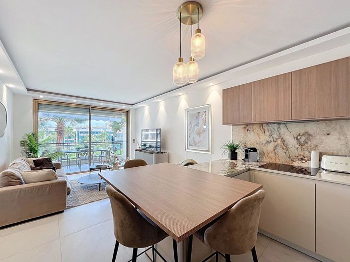 Image No.22-Appartement de 2 chambres à vendre à Cannes