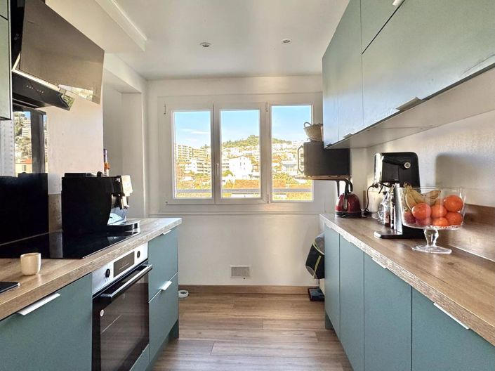 Image No.14-3 Bed Apartment for sale