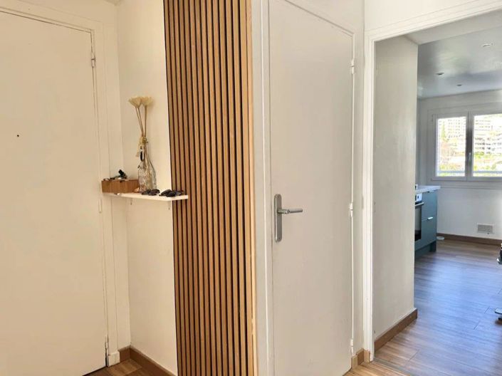 Image No.20-3 Bed Apartment for sale