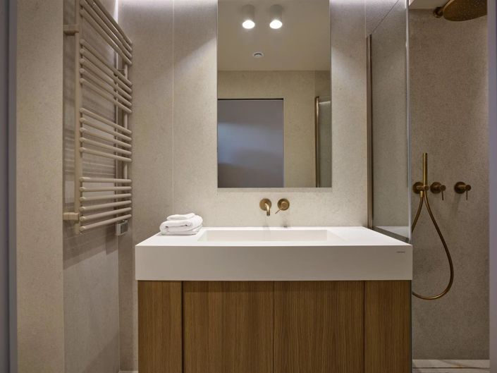 Image No.14-5 Bed Apartment for sale