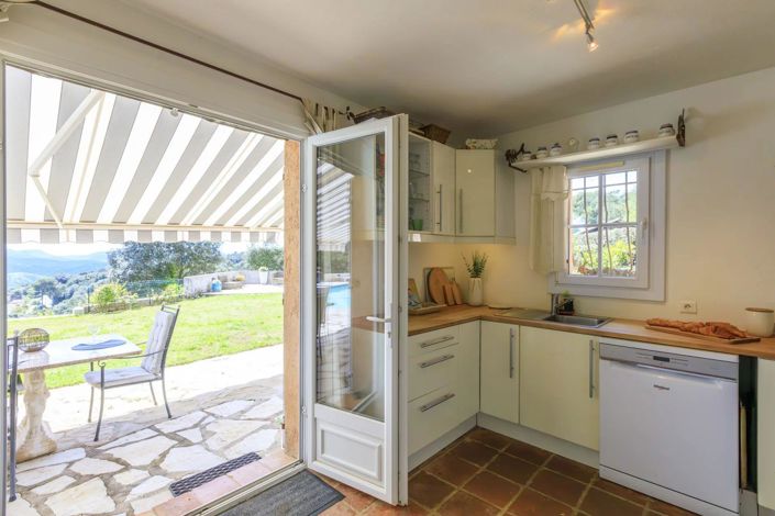 Image No.9-4 Bed House for sale