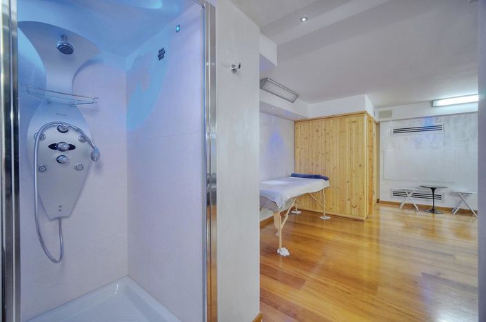 Image No.26-3 Bed House for sale