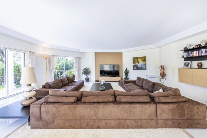 Image No.4-4 Bed House for sale