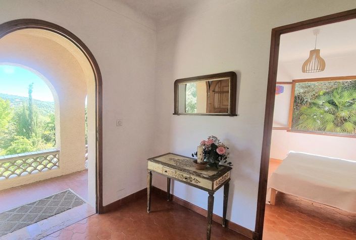 Image No.11-4 Bed House for sale