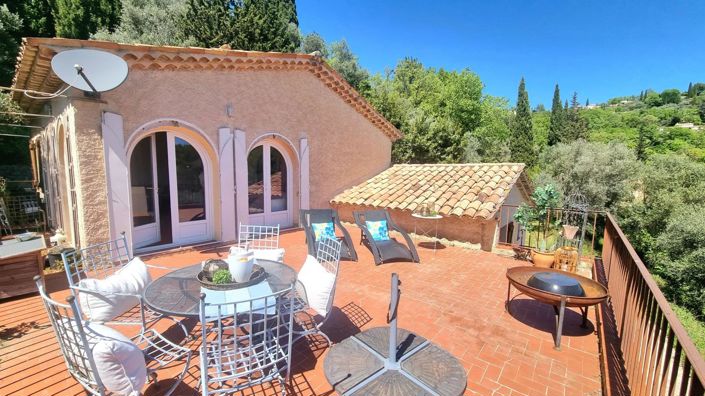 Image No.2-4 Bed House for sale