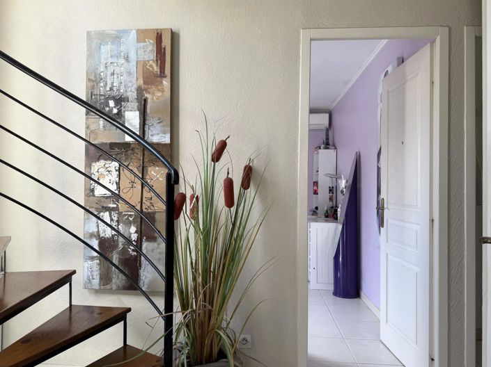 Image No.7-4 Bed House for sale