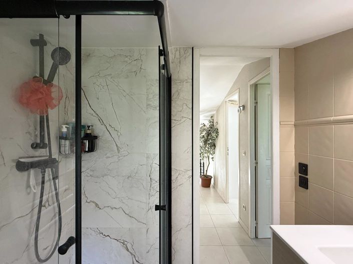 Image No.8-4 Bed House for sale