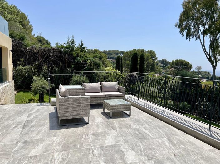 Image No.11-6 Bed House for sale