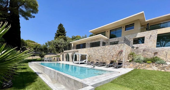 Image No.2-6 Bed House for sale