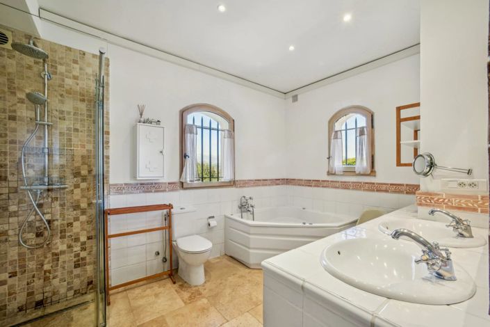 Image No.11-Maison de 5 chambres à vendre à Valbonne