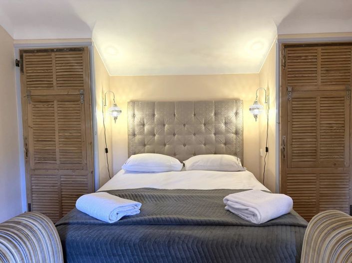 Image No.20-9 Bed House for sale