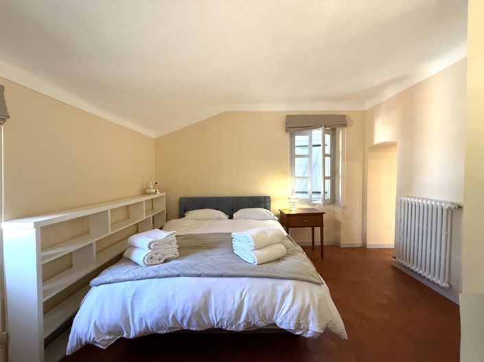 Image No.29-9 Bed House for sale