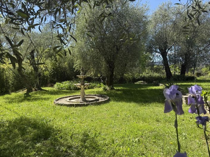 Image No.36-9 Bed House for sale