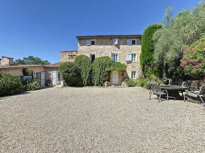 Image No.7-9 Bed House for sale